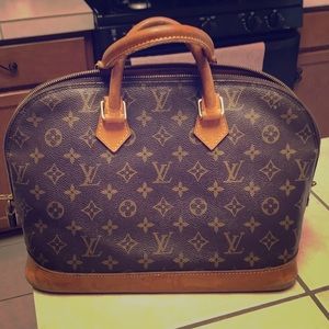 Authentic Louis Vuitton Alma